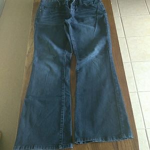 The Limited 6S jeans